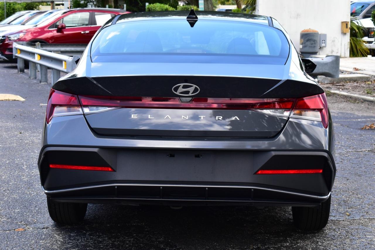 2024 Hyundai Elantra SE Tampa FL