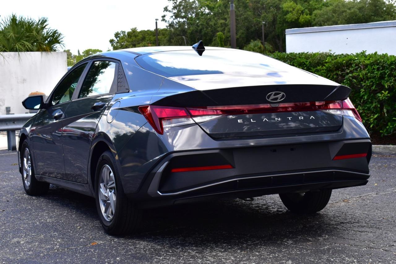 2024 Hyundai Elantra SE Tampa FL