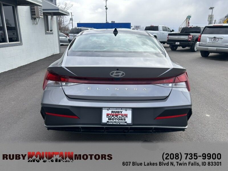 2024 Hyundai Elantra SE Twin Falls ID