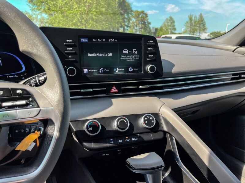 2024 Hyundai Elantra SE Wilmington NC