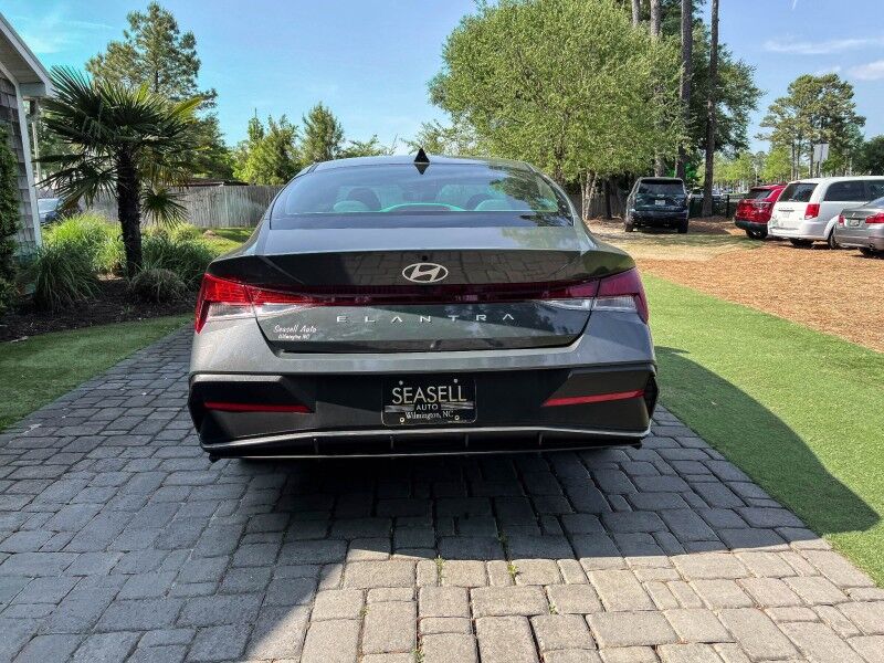 2024 Hyundai Elantra SE Wilmington NC