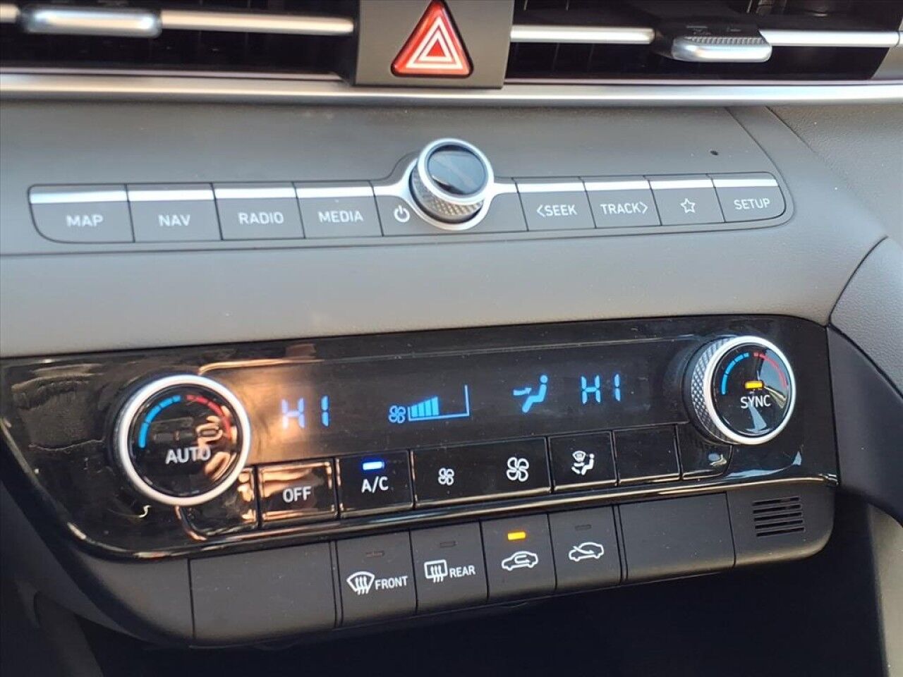 2024 Hyundai Elantra SEL Uvalde TX