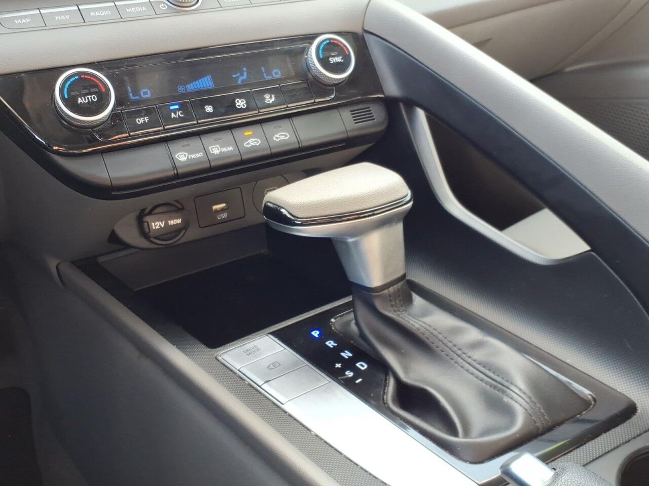 2024 Hyundai Elantra SEL Uvalde TX