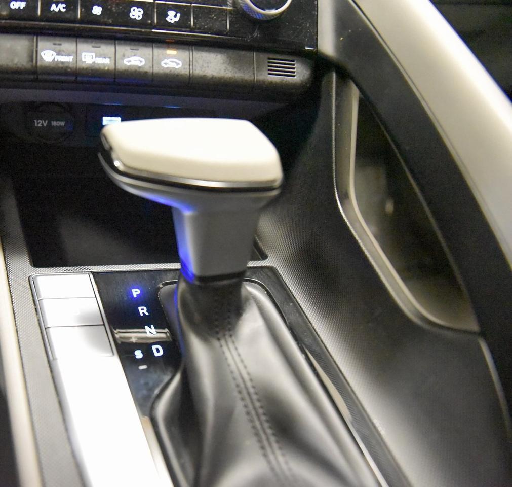 2024 Hyundai Elantra SEL Akron