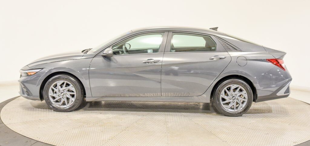 2024 Hyundai Elantra SEL Akron
