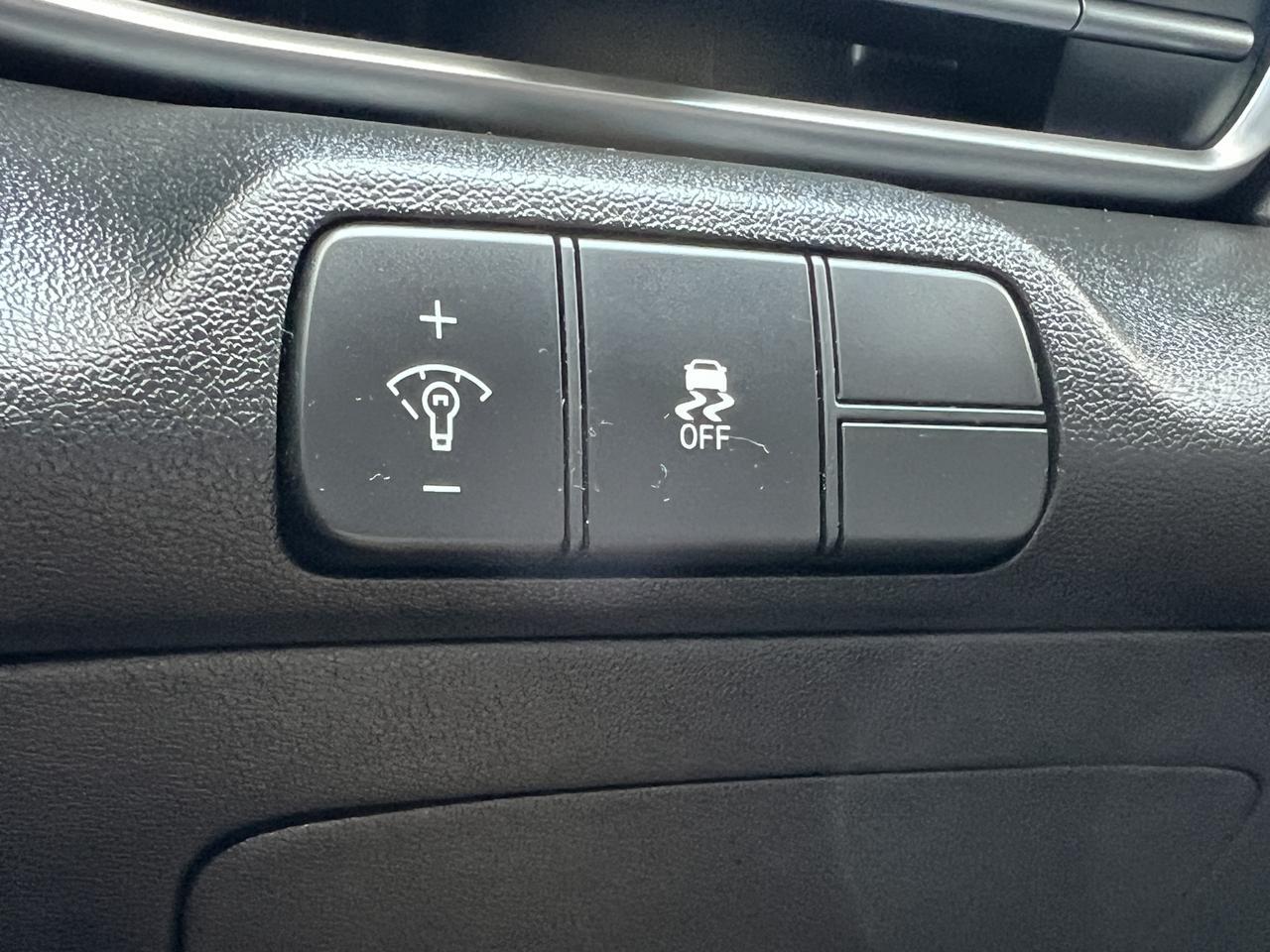 2024 Hyundai Elantra SEL Connellsville PA