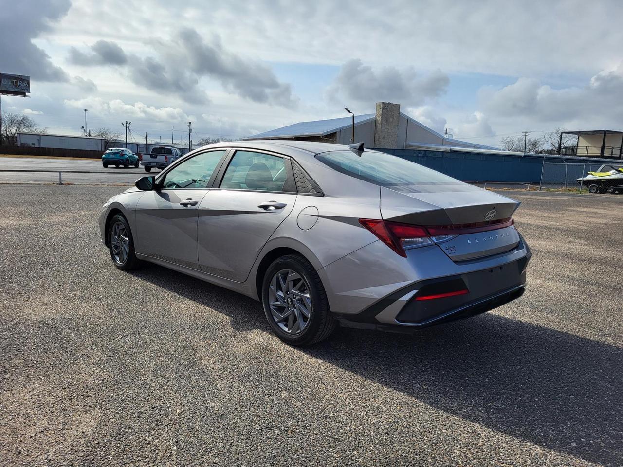 2024 Hyundai Elantra SEL IVT Beeville TX