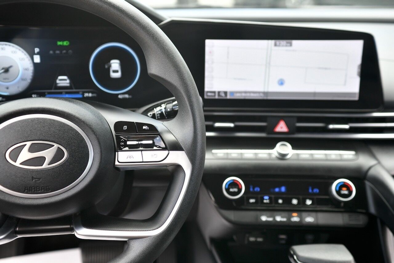 2024 Hyundai Elantra SEL Doral FL