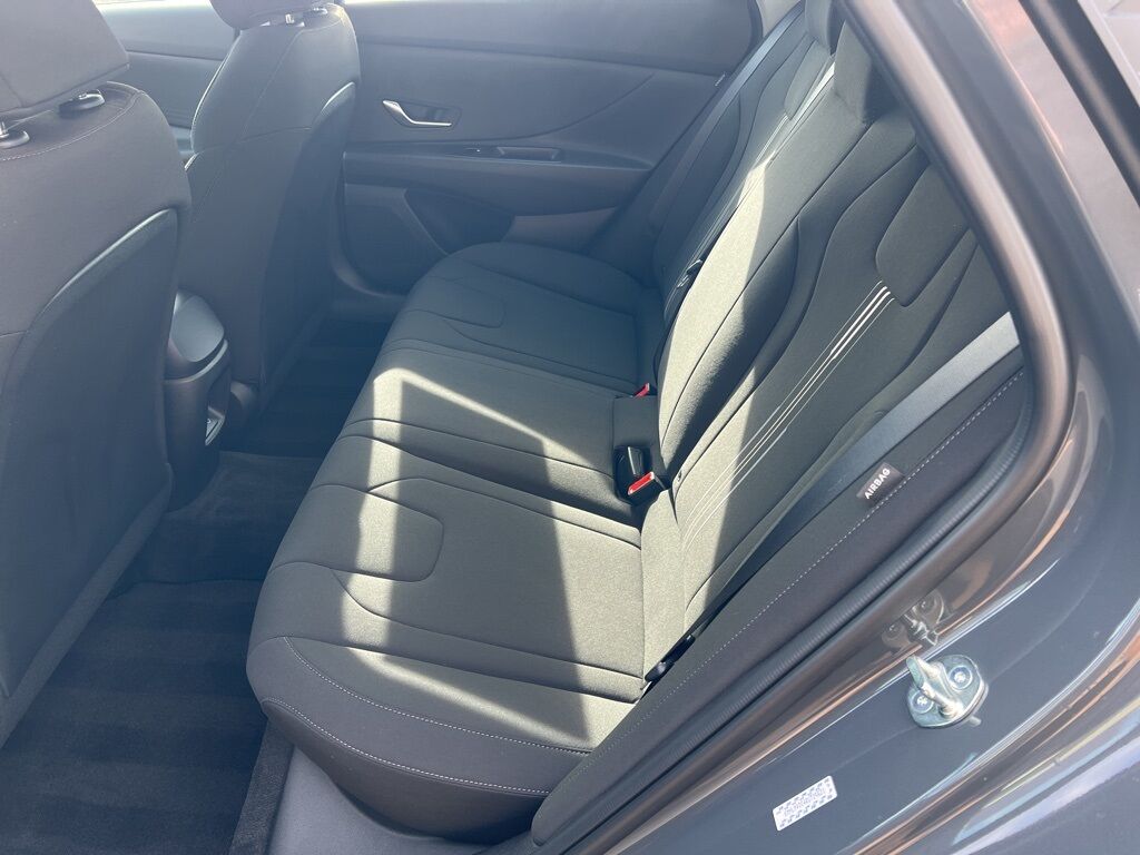 2024 Hyundai Elantra SEL Mount Joy PA