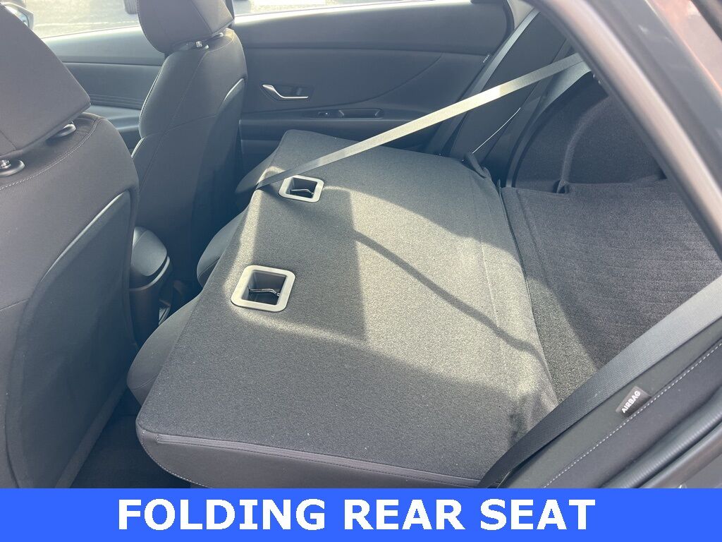 2024 Hyundai Elantra SEL Mount Joy PA