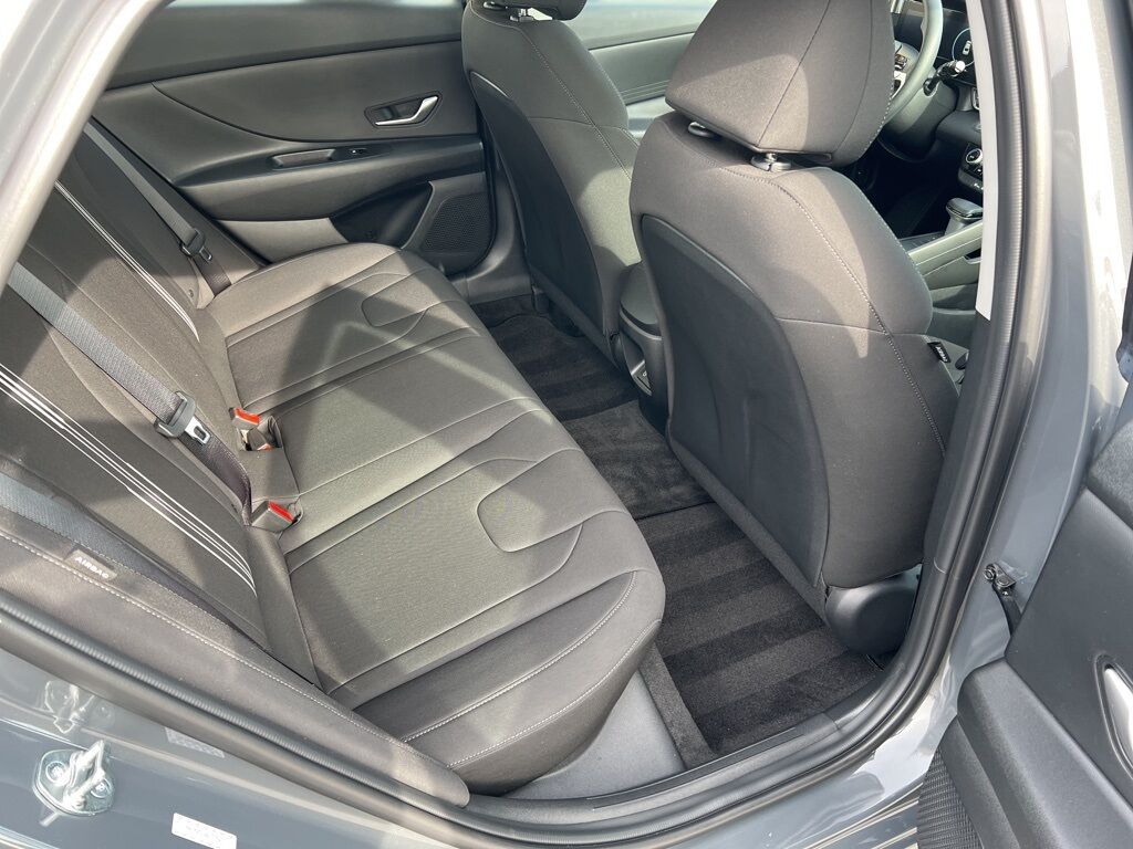 2024 Hyundai Elantra SEL Mount Joy PA