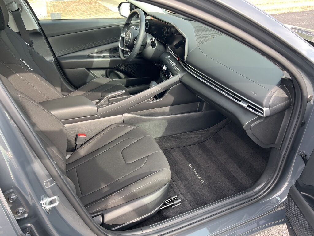 2024 Hyundai Elantra SEL Mount Joy PA