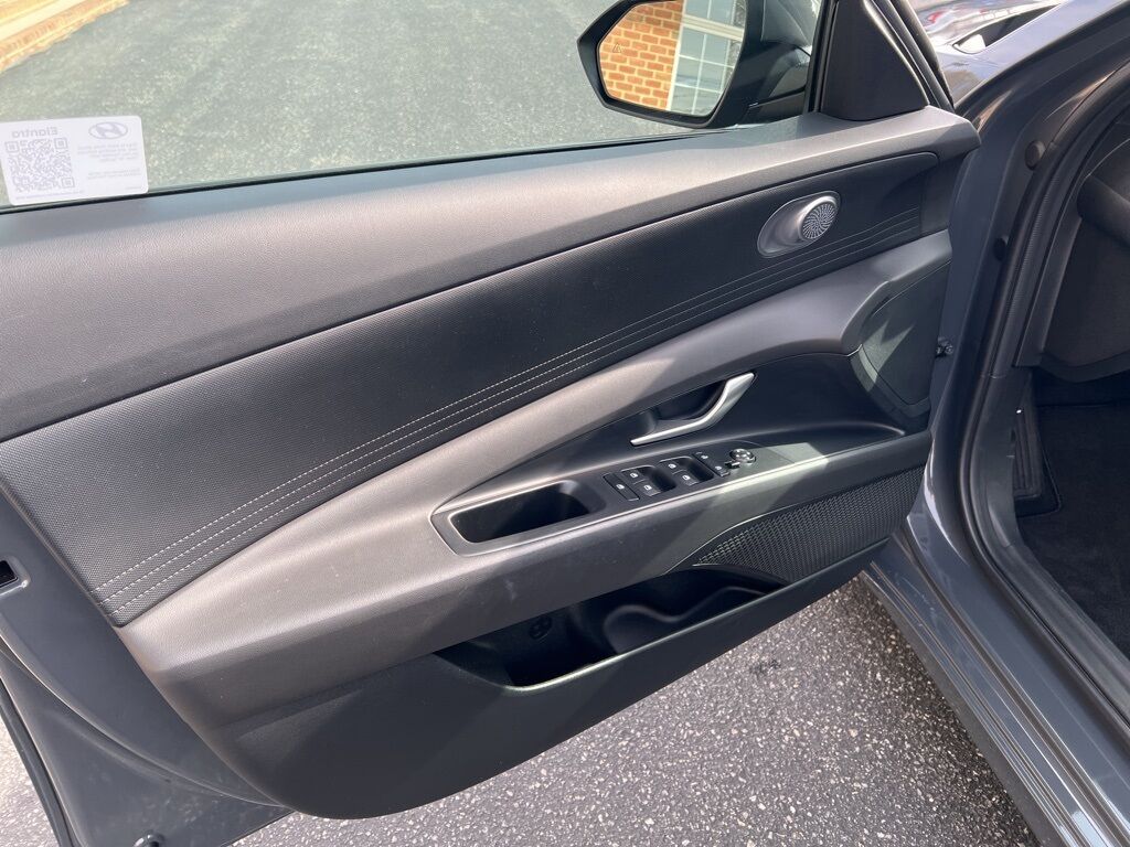 2024 Hyundai Elantra SEL Mount Joy PA