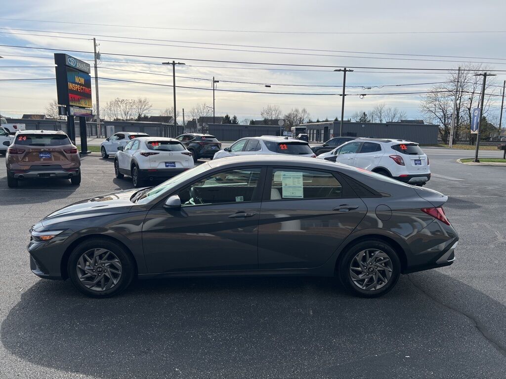 2024 Hyundai Elantra SEL