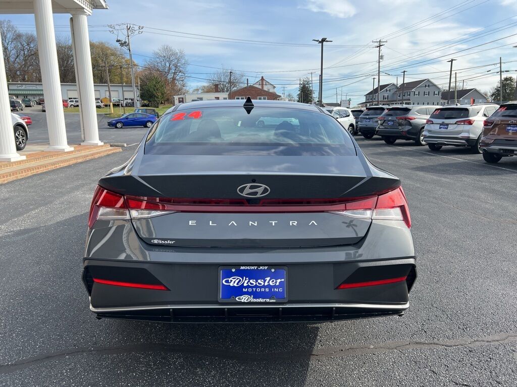2024 Hyundai Elantra SEL Mount Joy PA