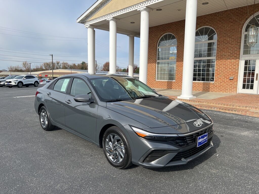 2024 Hyundai Elantra SEL Mount Joy PA