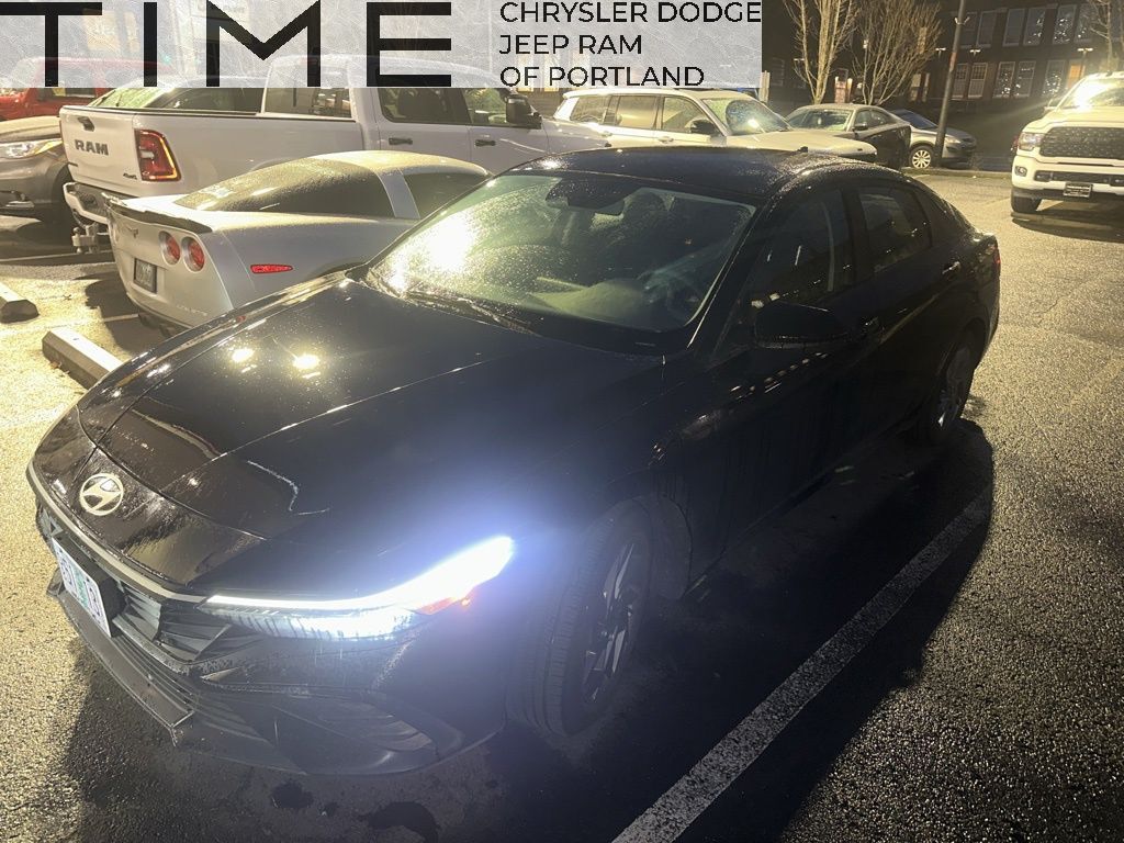 2024 Hyundai Elantra SEL