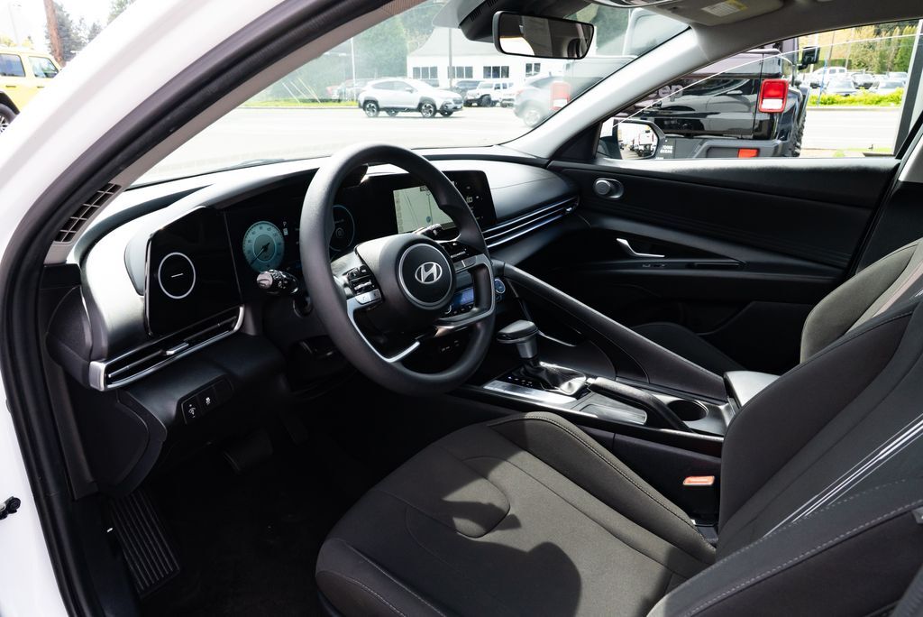 2024 Hyundai Elantra SEL Milwaukie OR