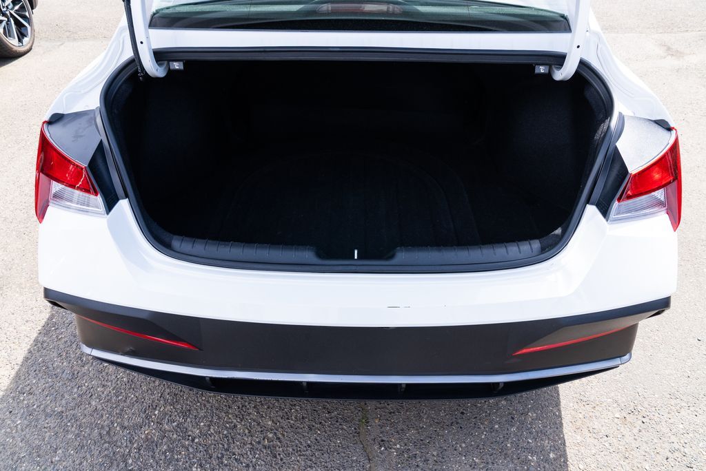 2024 Hyundai Elantra SEL Milwaukie OR