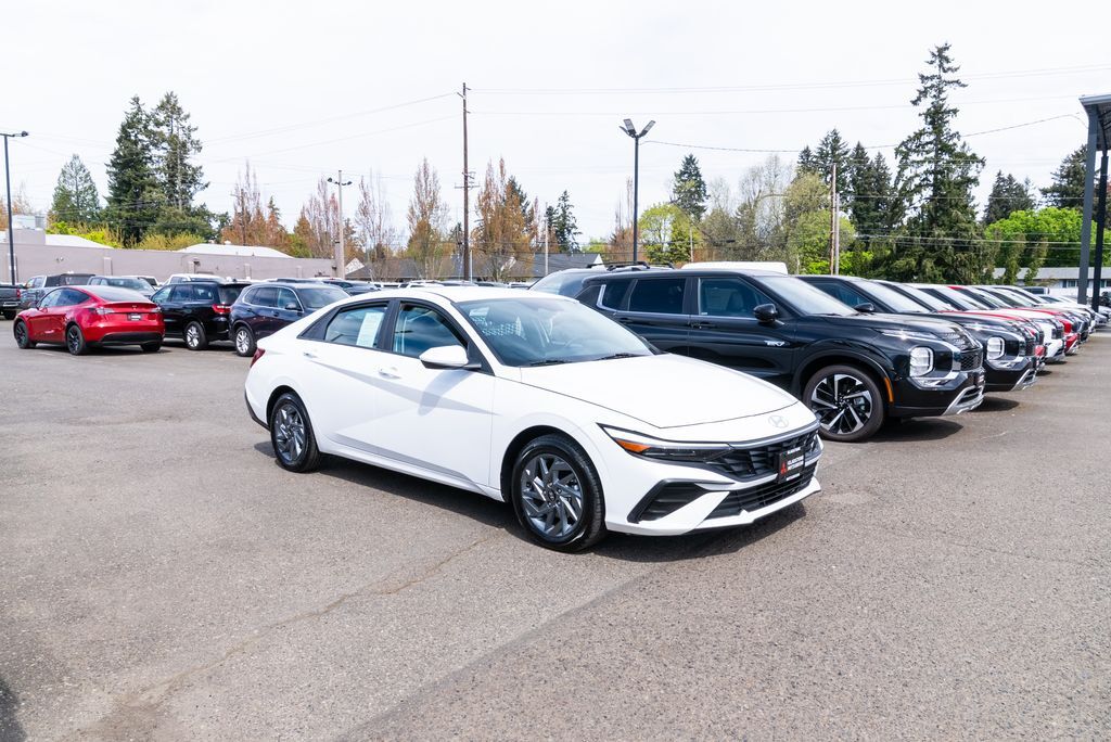2024 Hyundai Elantra SEL Milwaukie OR
