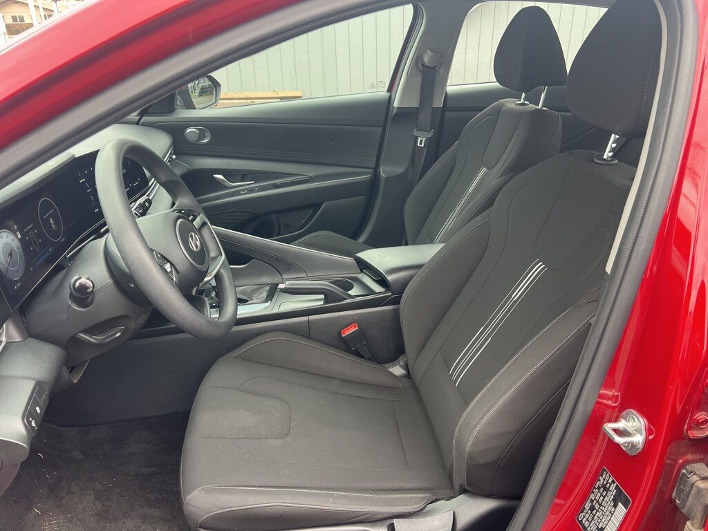2024 Hyundai Elantra SEL Milwaukie OR