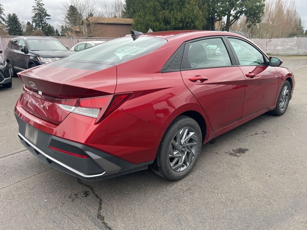 2024 Hyundai Elantra SEL Milwaukie OR