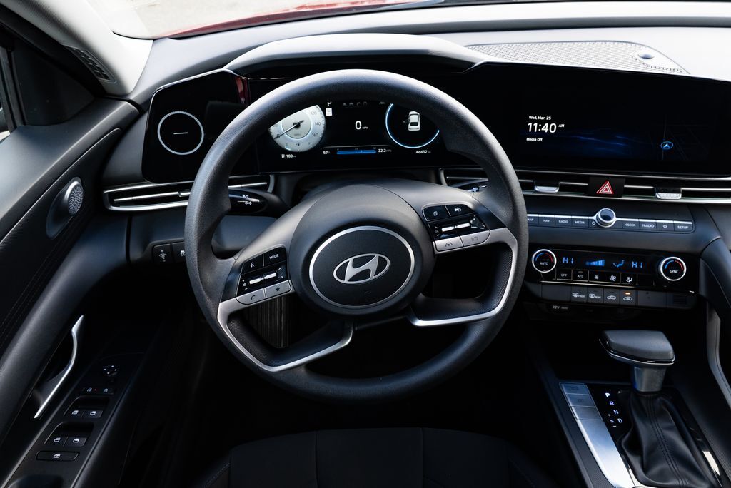 2024 Hyundai Elantra SEL Milwaukie OR