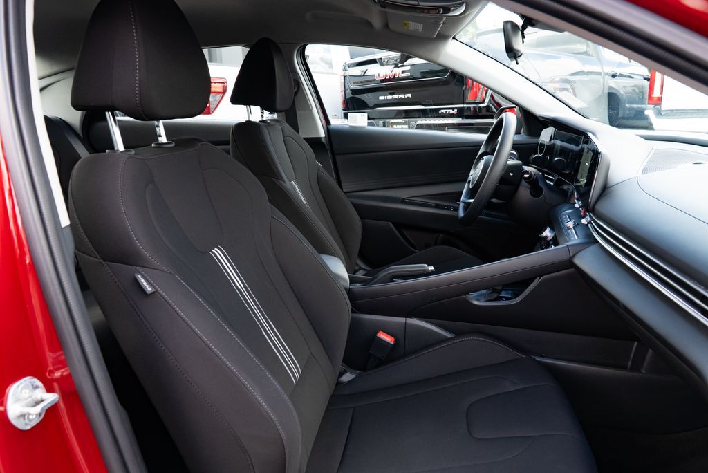 2024 Hyundai Elantra SEL Milwaukie OR