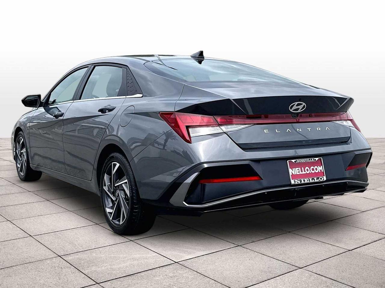 2024 Hyundai Elantra SEL Roseville CA