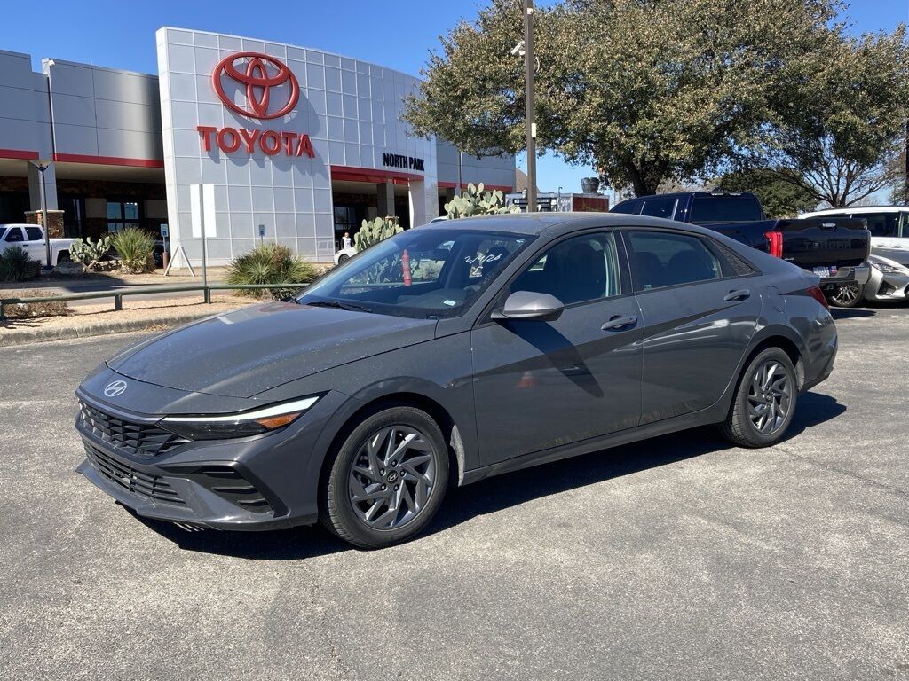 2024 Hyundai Elantra