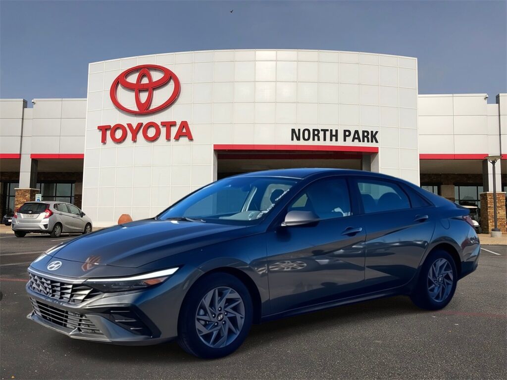 2024 Hyundai Elantra