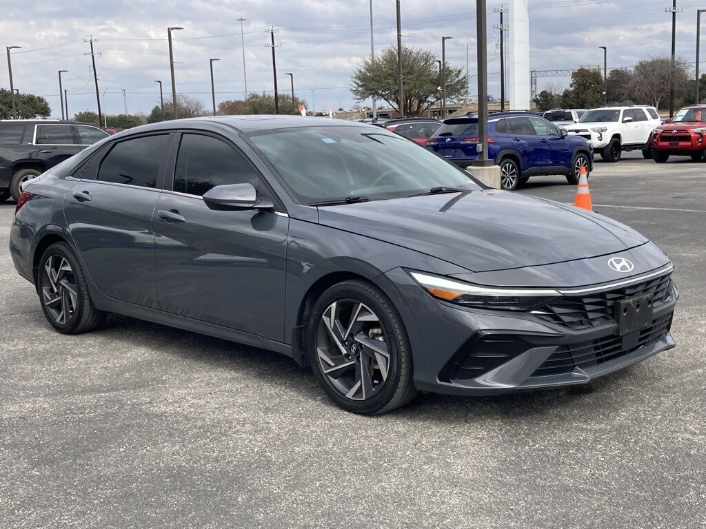 2024 Hyundai Elantra SEL