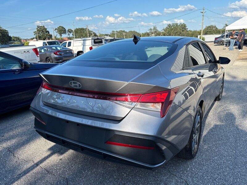 2024 Hyundai Elantra SEL Seffner FL
