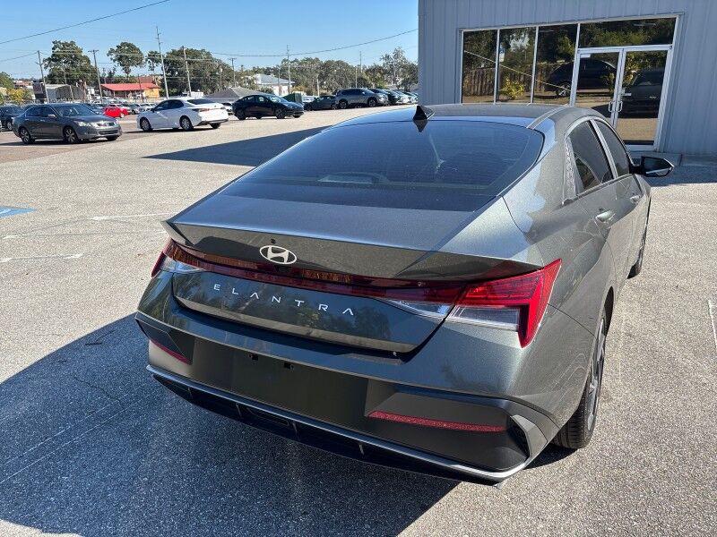 2024 Hyundai Elantra SEL Seffner FL