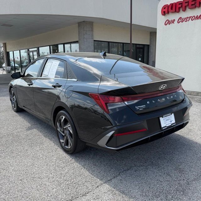 2024 Hyundai Elantra SEL Carbondale IL