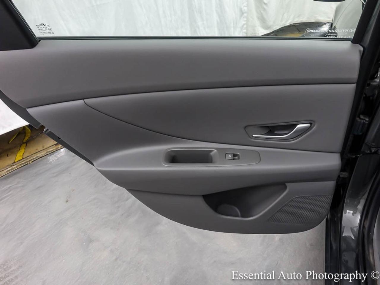 2024 Hyundai Elantra SEL Willowbrook IL