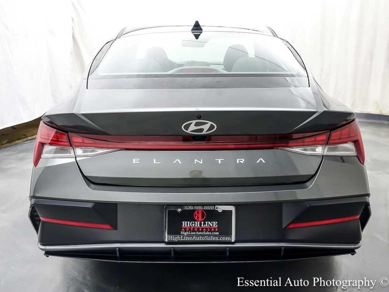 2024 Hyundai Elantra SEL Willowbrook IL