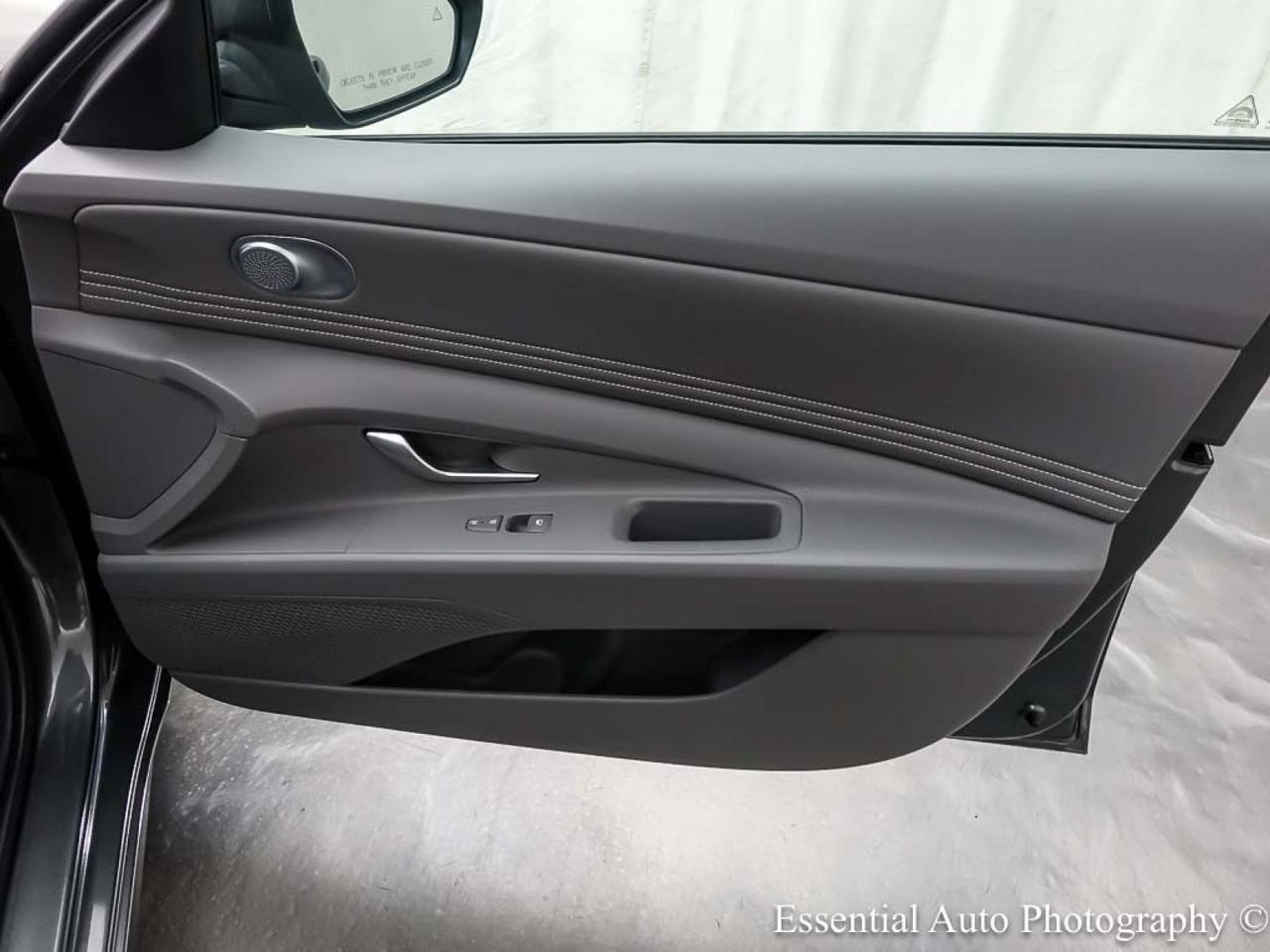 2024 Hyundai Elantra SEL Willowbrook IL