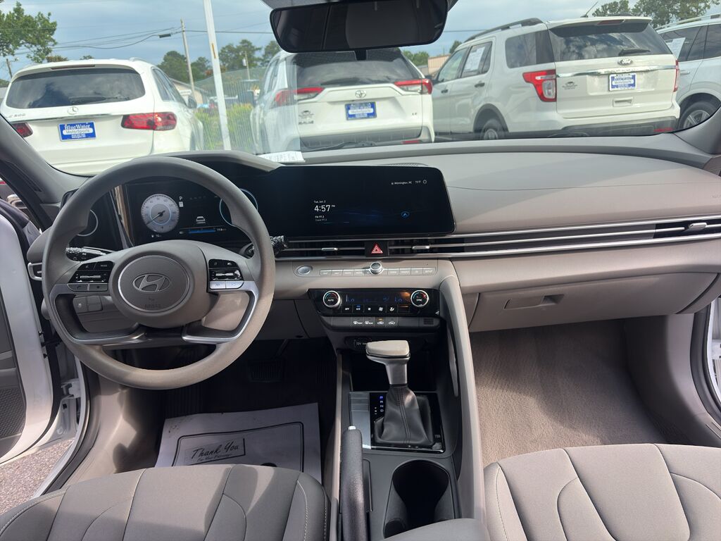2024 Hyundai Elantra SEL Wilmington NC