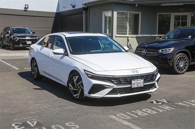 2024 Hyundai Elantra SEL