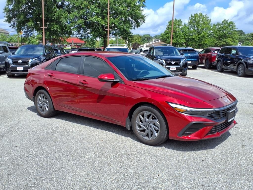 2024 Hyundai Elantra SEL