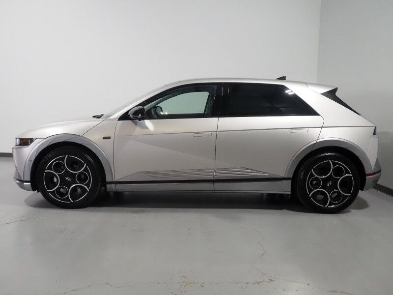 2024 Hyundai IONIQ 5 Disney100 Platinum Edition AWD *HEADS-UP DISPLAY, PANO GLASS ROOF, NAVIGATION, ADAPTIVE CRUISE, 360 CAMERAS, SMART PARKING, CLIMATE SEATS, HEATED STEERING, WIRELESS CHARGING, BOSE AUDIO, ANDROID & APPLE Round Rock TX