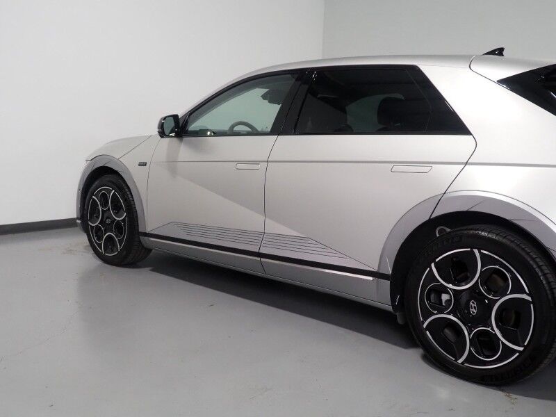2024 Hyundai IONIQ 5 Disney100 Platinum Edition AWD *HEADS-UP DISPLAY, PANO GLASS ROOF, NAVIGATION, ADAPTIVE CRUISE, 360 CAMERAS, SMART PARKING, CLIMATE SEATS, HEATED STEERING, WIRELESS CHARGING, BOSE AUDIO, ANDROID & APPLE Round Rock TX