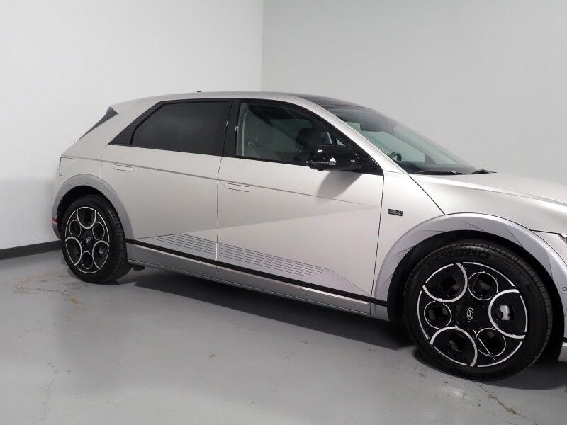 2024 Hyundai IONIQ 5 Disney100 Platinum Edition AWD *HEADS-UP DISPLAY, PANO GLASS ROOF, NAVIGATION, ADAPTIVE CRUISE, 360 CAMERAS, SMART PARKING, CLIMATE SEATS, HEATED STEERING, WIRELESS CHARGING, BOSE AUDIO, ANDROID & APPLE Round Rock TX