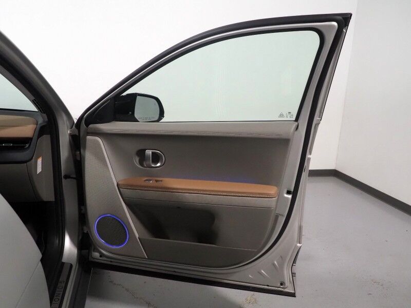 2024 Hyundai IONIQ 5 Disney100 Platinum Edition AWD *HEADS-UP DISPLAY, PANO GLASS ROOF, NAVIGATION, ADAPTIVE CRUISE, 360 CAMERAS, SMART PARKING, CLIMATE SEATS, HEATED STEERING, WIRELESS CHARGING, BOSE AUDIO, ANDROID & APPLE Round Rock TX