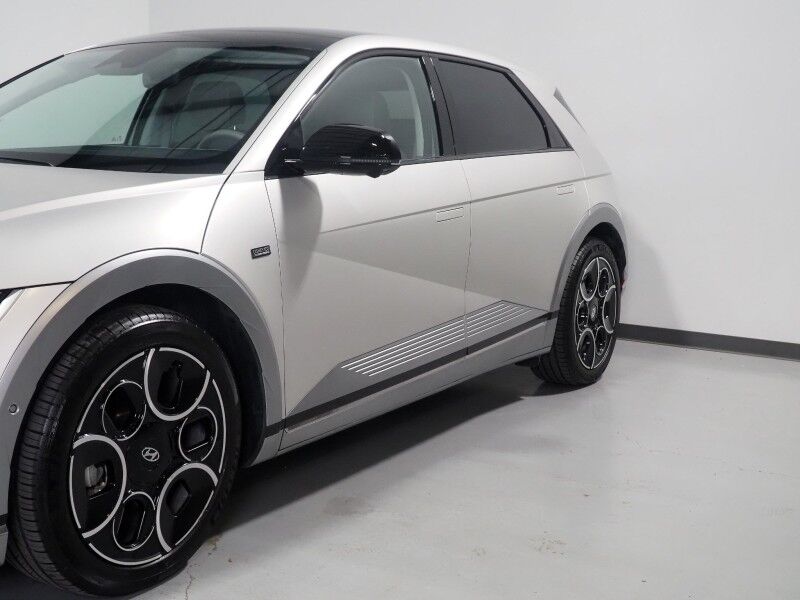 2024 Hyundai IONIQ 5 Disney100 Platinum Edition AWD *HEADS-UP DISPLAY, PANO GLASS ROOF, NAVIGATION, ADAPTIVE CRUISE, 360 CAMERAS, SMART PARKING, CLIMATE SEATS, HEATED STEERING, WIRELESS CHARGING, BOSE AUDIO, ANDROID & APPLE Round Rock TX