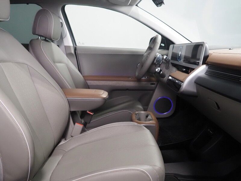 2024 Hyundai IONIQ 5 Disney100 Platinum Edition AWD *HEADS-UP DISPLAY, PANO GLASS ROOF, NAVIGATION, ADAPTIVE CRUISE, 360 CAMERAS, SMART PARKING, CLIMATE SEATS, HEATED STEERING, WIRELESS CHARGING, BOSE AUDIO, ANDROID & APPLE Round Rock TX