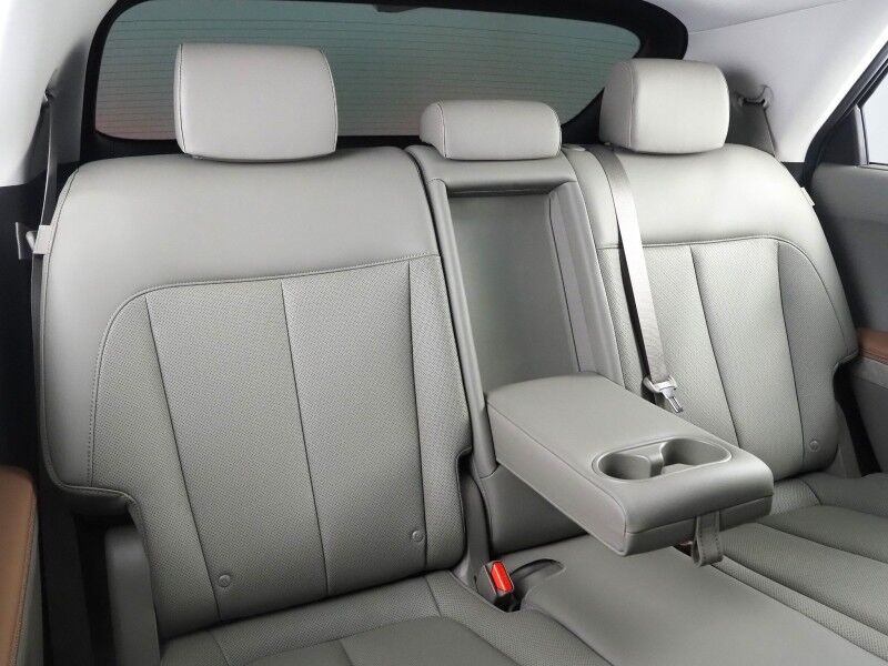 2024 Hyundai IONIQ 5 Disney100 Platinum Edition AWD *HEADS-UP DISPLAY, PANO GLASS ROOF, NAVIGATION, ADAPTIVE CRUISE, 360 CAMERAS, SMART PARKING, CLIMATE SEATS, HEATED STEERING, WIRELESS CHARGING, BOSE AUDIO, ANDROID & APPLE Round Rock TX