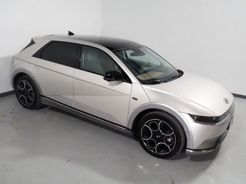 2024 Hyundai IONIQ 5 Disney100 Platinum Edition AWD *HEADS-UP DISPLAY, PANO GLASS ROOF, NAVIGATION, ADAPTIVE CRUISE, 360 CAMERAS, SMART PARKING, CLIMATE SEATS, HEATED STEERING, WIRELESS CHARGING, BOSE AUDIO, ANDROID & APPLE Round Rock TX