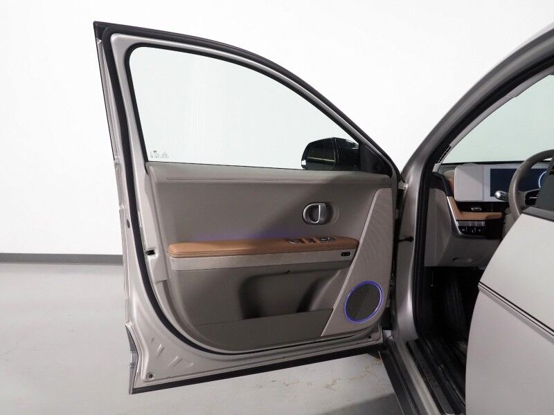 2024 Hyundai IONIQ 5 Disney100 Platinum Edition AWD *HEADS-UP DISPLAY, PANO GLASS ROOF, NAVIGATION, ADAPTIVE CRUISE, 360 CAMERAS, SMART PARKING, CLIMATE SEATS, HEATED STEERING, WIRELESS CHARGING, BOSE AUDIO, ANDROID & APPLE Round Rock TX